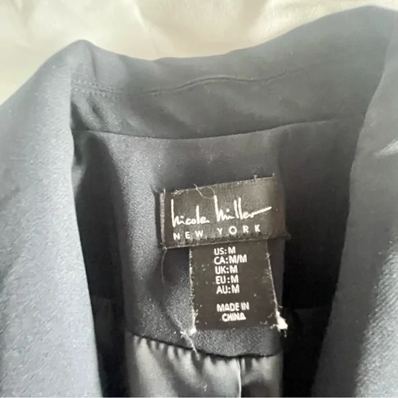 Nicole Miller Navy Blue Blazer & Pants Suit Set - Picture 6 of 7